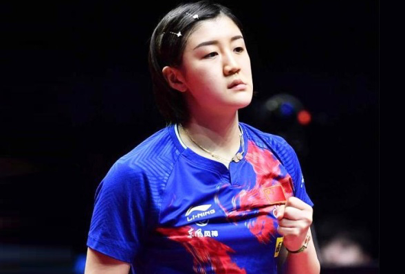 南非田径女将力挫强敌，夺得冠军头衔